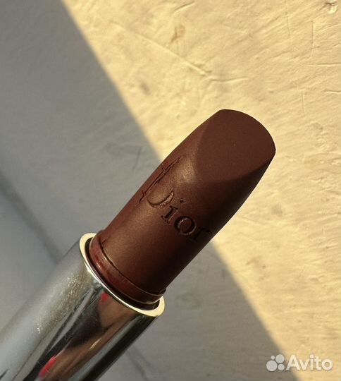 Dior помада 982 furious matte