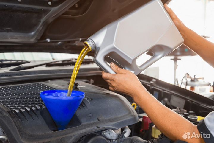 Замена масла двс Renault Sandero 2009-2014