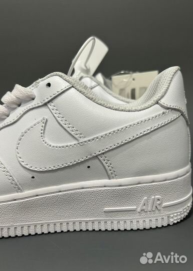 Кроссовки Nike AIR force 1 белые