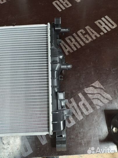 Радиатор охлаждения chevrolet cruze 1.8