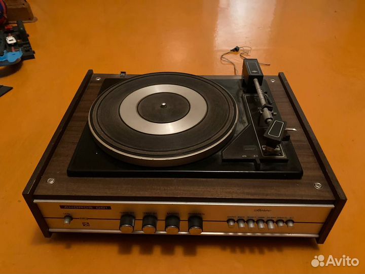 Электропроигрыватель Akords 001(обмен,продажа) тор