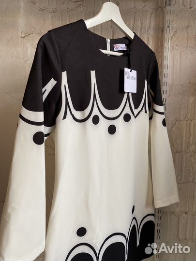 Платье Valentino