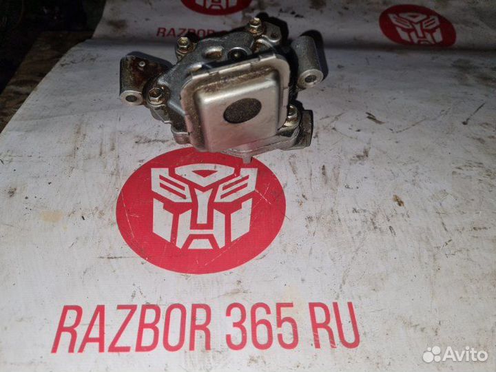 Насос масляный Toyota Camry 2.4 2008