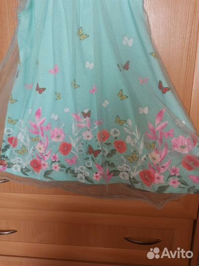 Продам платье для девочки