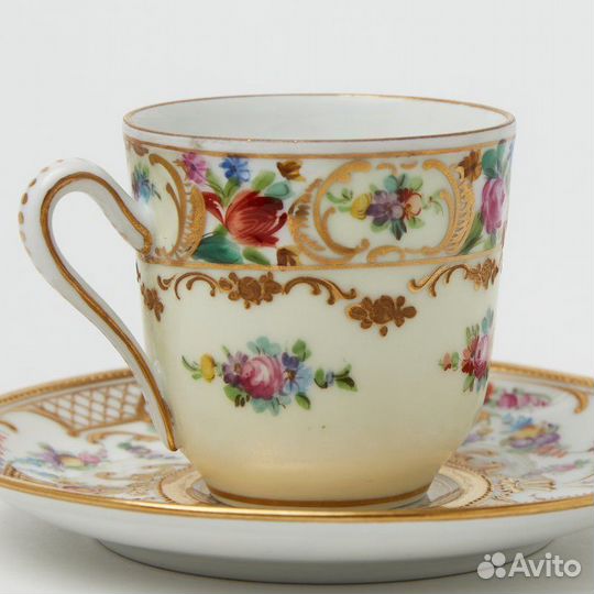 Чашка с блюдцем