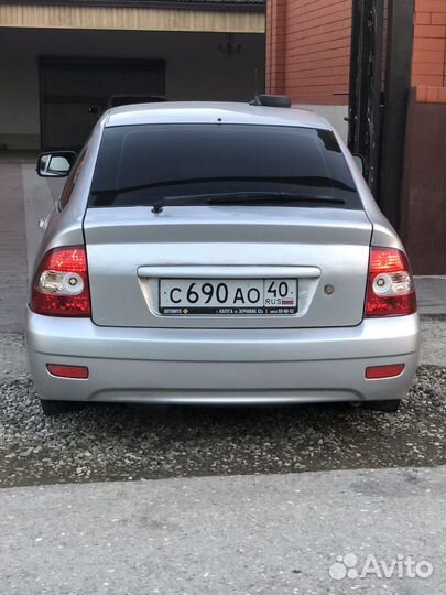 Капот приора