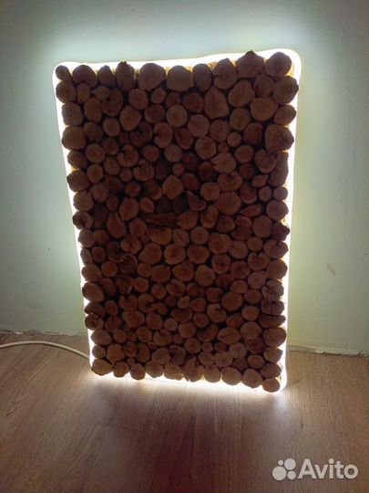 Панно из можжевельника