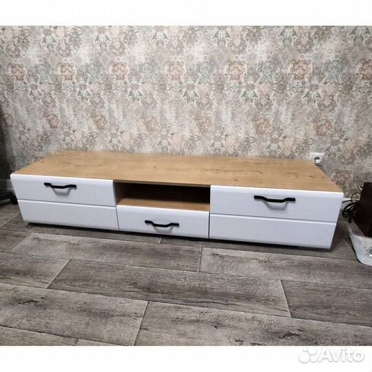 Тумба под тв