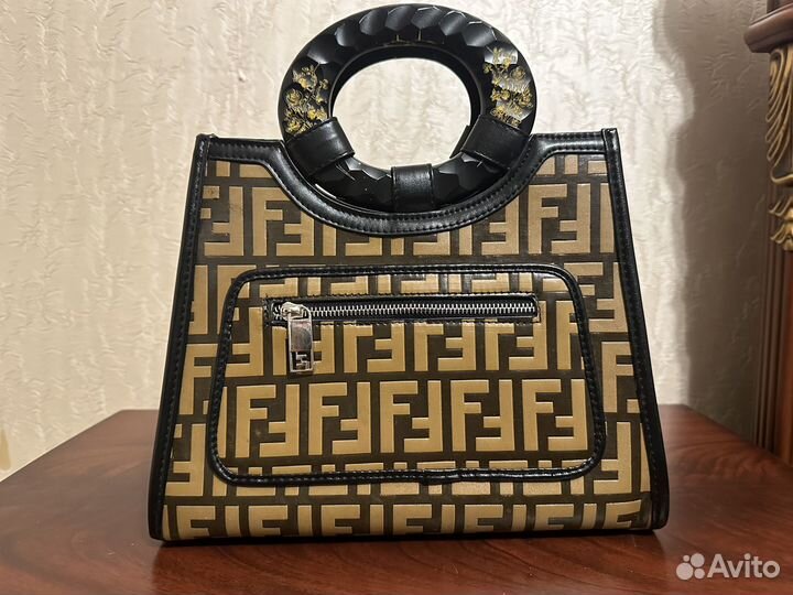Сумка Fendi