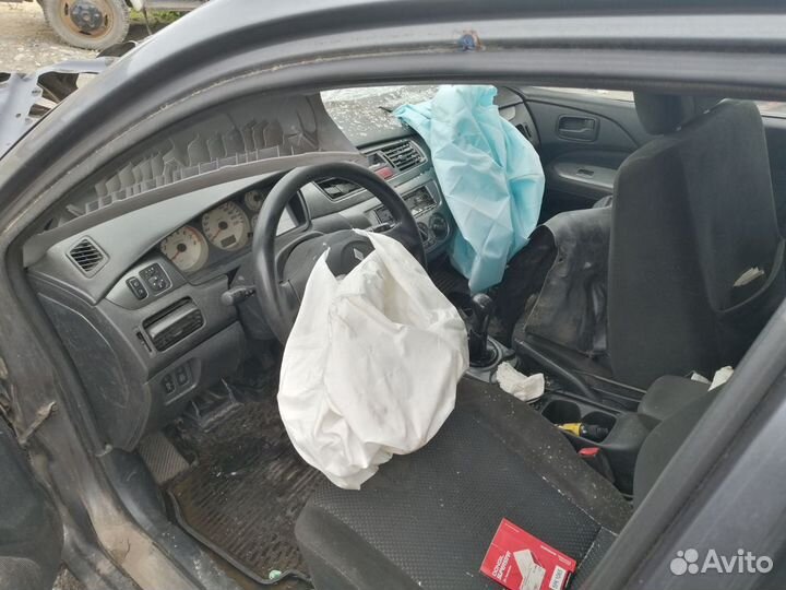 Запчасти б/у Mitsubishi Lancer седан IX 1.6 (4G18)