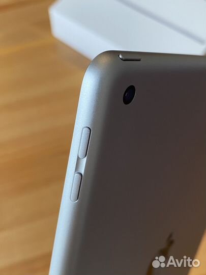 iPad 2018 6 поколение 32 Гб