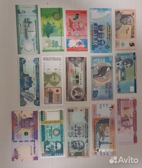 100 Ржев и иностранные банкноты, купюры мира