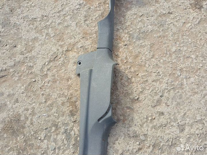 Накладка порога внутренняя левая Audi 80 B3