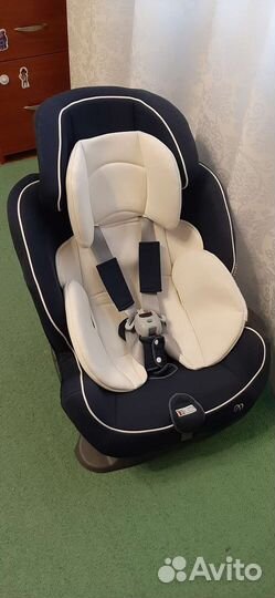 Автокресло ailebebe carmate