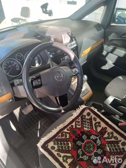 Opel Zafira 1.8 AMT, 2011, 235 000 км