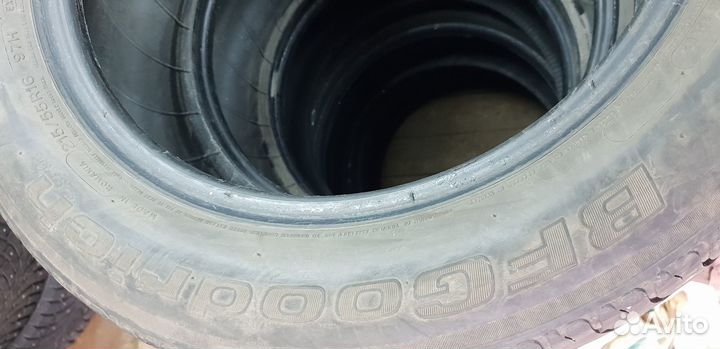 Bfgoodrich G-Grip 215/55 R16