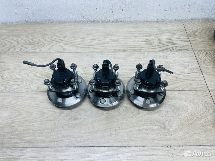 Ступица задняя Toyota Avensis 250