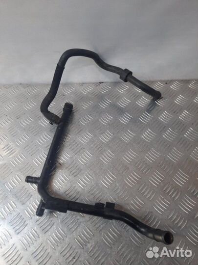 Трубка охлаждающей жидкости металлическая