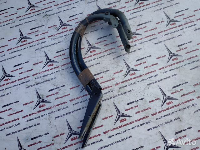 Петля багажника w204 Mercedes