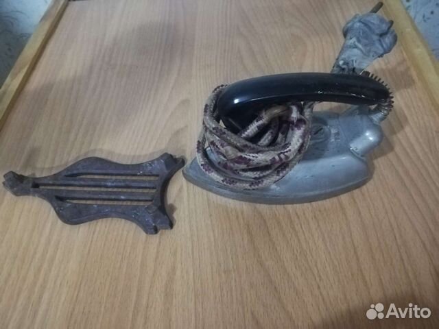 Утюг СССР с подставкой