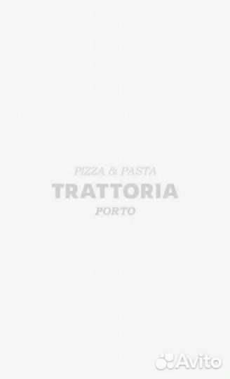Официант в ресторан trattoria porto