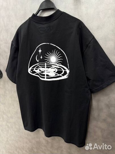 Футболка Vetements 