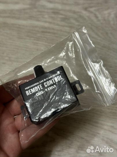 Регулятор уровня баса/громкости