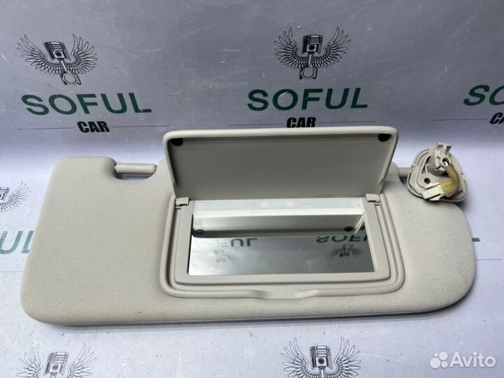 Солнцезащитный козырёк Infiniti Q50 2014