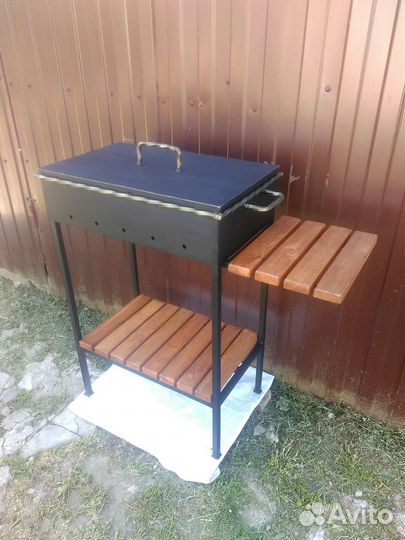 Мангал с крышкой
