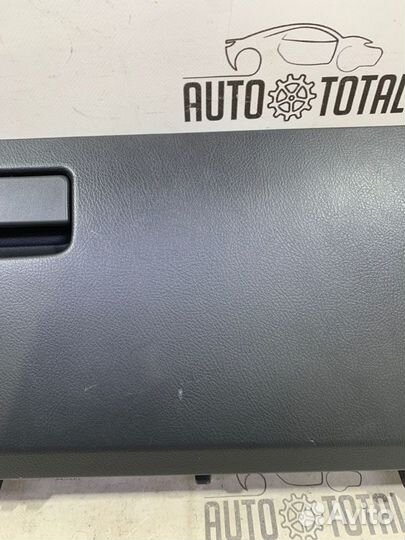 Бардачок Toyota Rav4 A30 1azfe 2006