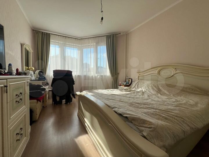 3-к. квартира, 77,7 м², 5/25 эт.