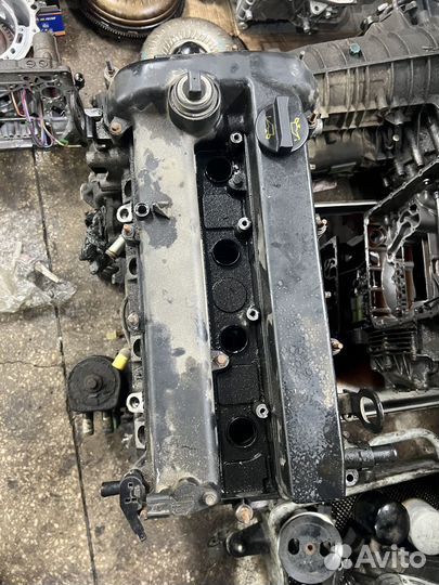 Двигатель ГБЦ мазда LF 2.0