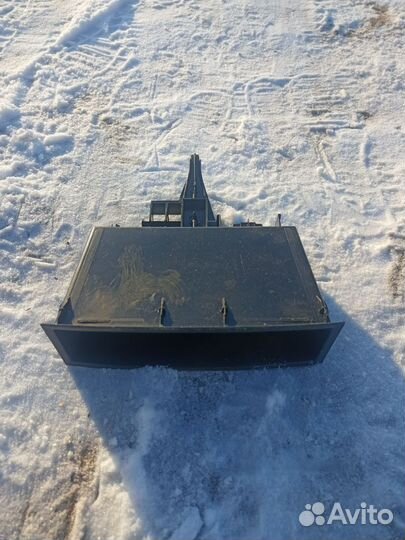 Ящик передней консоли Peugeot Partner 2\408