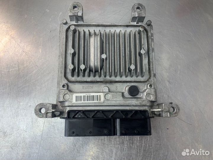 Блок управления двигателем Mercedes C-Class W204