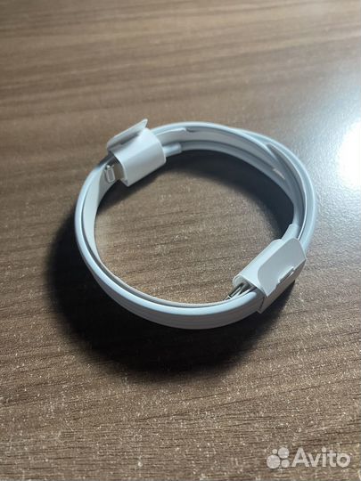 Провод на iPhone оригинал