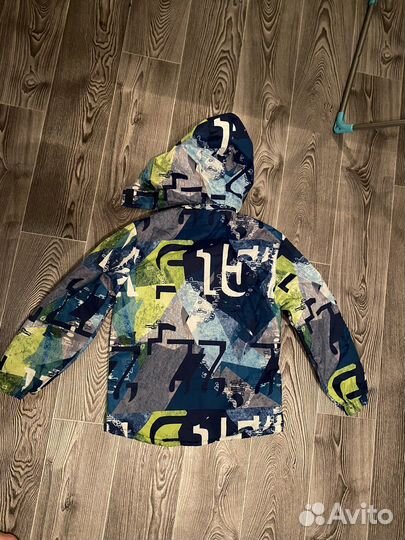 Куртка демисезонная для мальчика 140