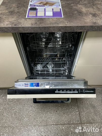 Кухонный гарнитур Лорена с встроенной техникой