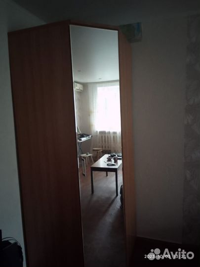 Угловой шкаф