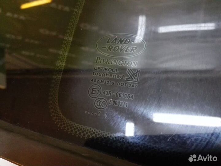 Форточка двери задняя правая Land Rover Range