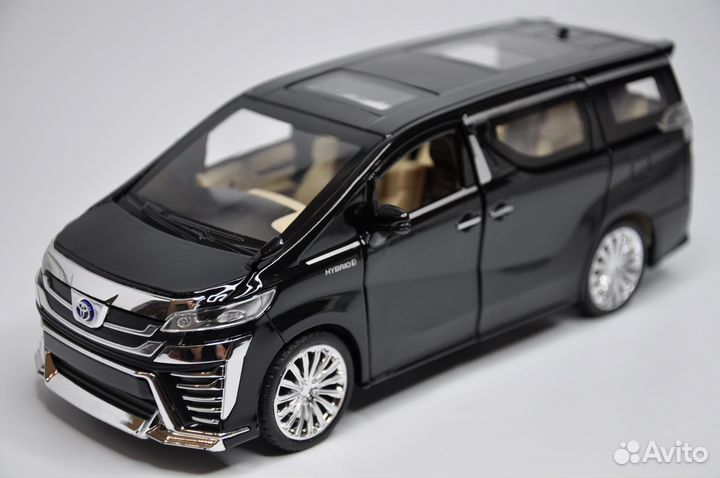 Модель автомобиля Toyota Vellfire минивэн металл