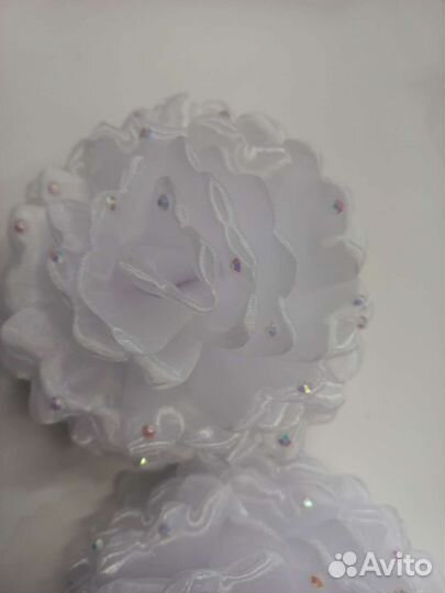 Банты белые на 1е сентября, на праздник, новые