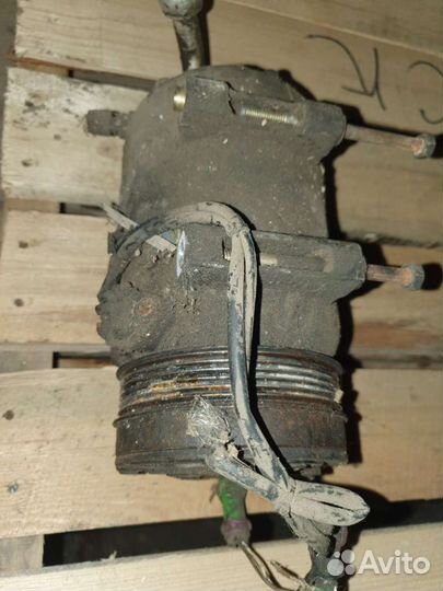 Компрессор кондиционера ауди А8, S8 4.2 AT quattro