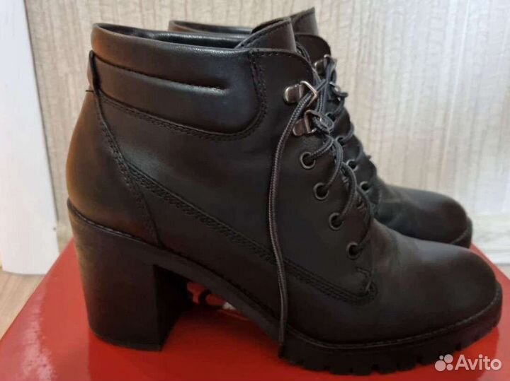 Демисезонные ботильоны Mascotte кожаные 40р-р