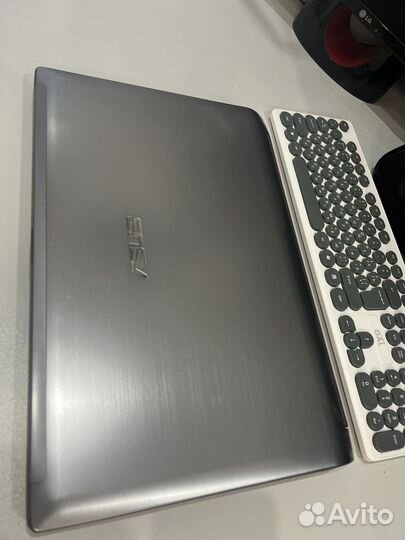 Ноутбук asus Core i7