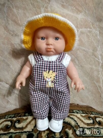 Одежда для кукол.Комплект из 8 предметов