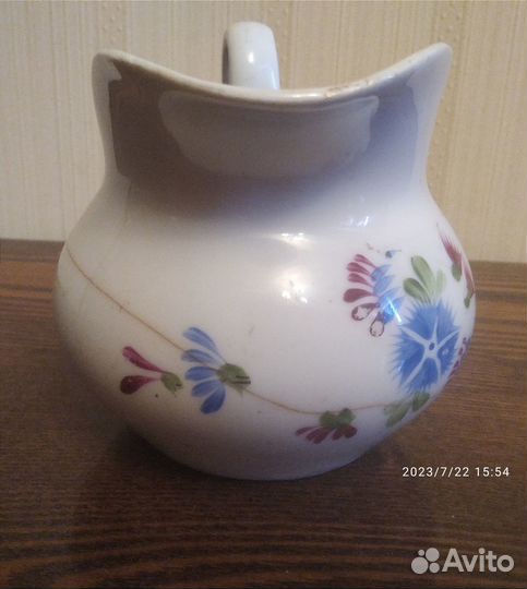 Молочник кузнецов