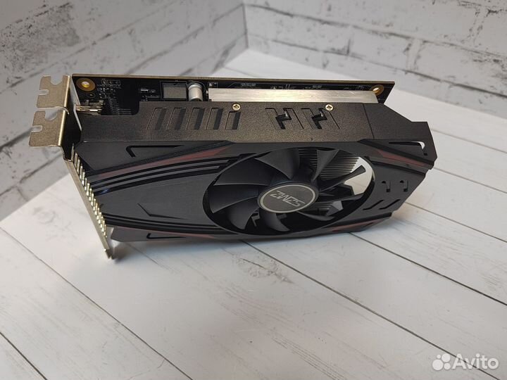 Видеокарта GeForce GTX 750 Ti 4GB