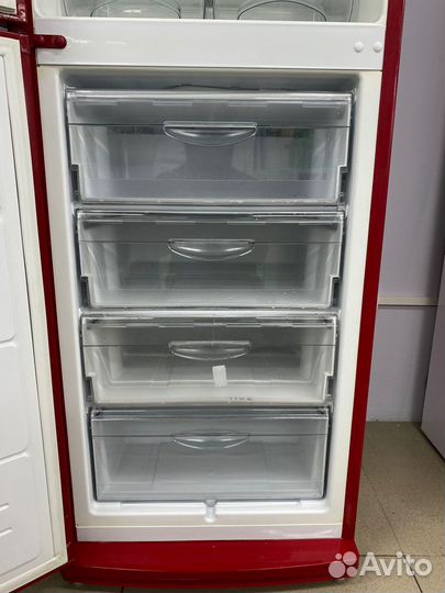Холодильник 