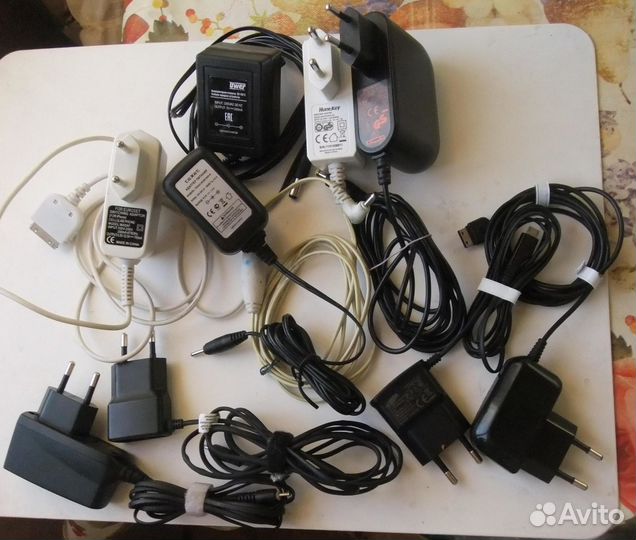 Адаптеры Блоки питания разные Зарядки Новые sony