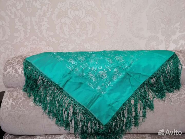 Павловопосадский платок шелковый